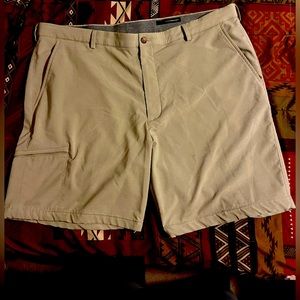 Greg Norman Golf Shorts size 38